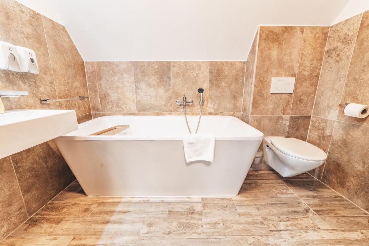 Apartmany Black Stork Golf Wielka Łomnica Zewnętrze zdjęcie